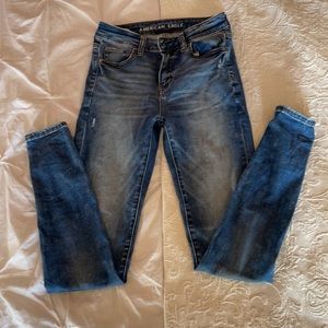 American Eagle High Rise Skinny Jeans 4L